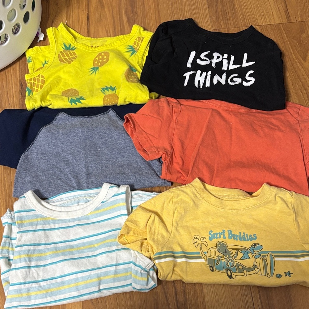 2t Kids T-Shirt
